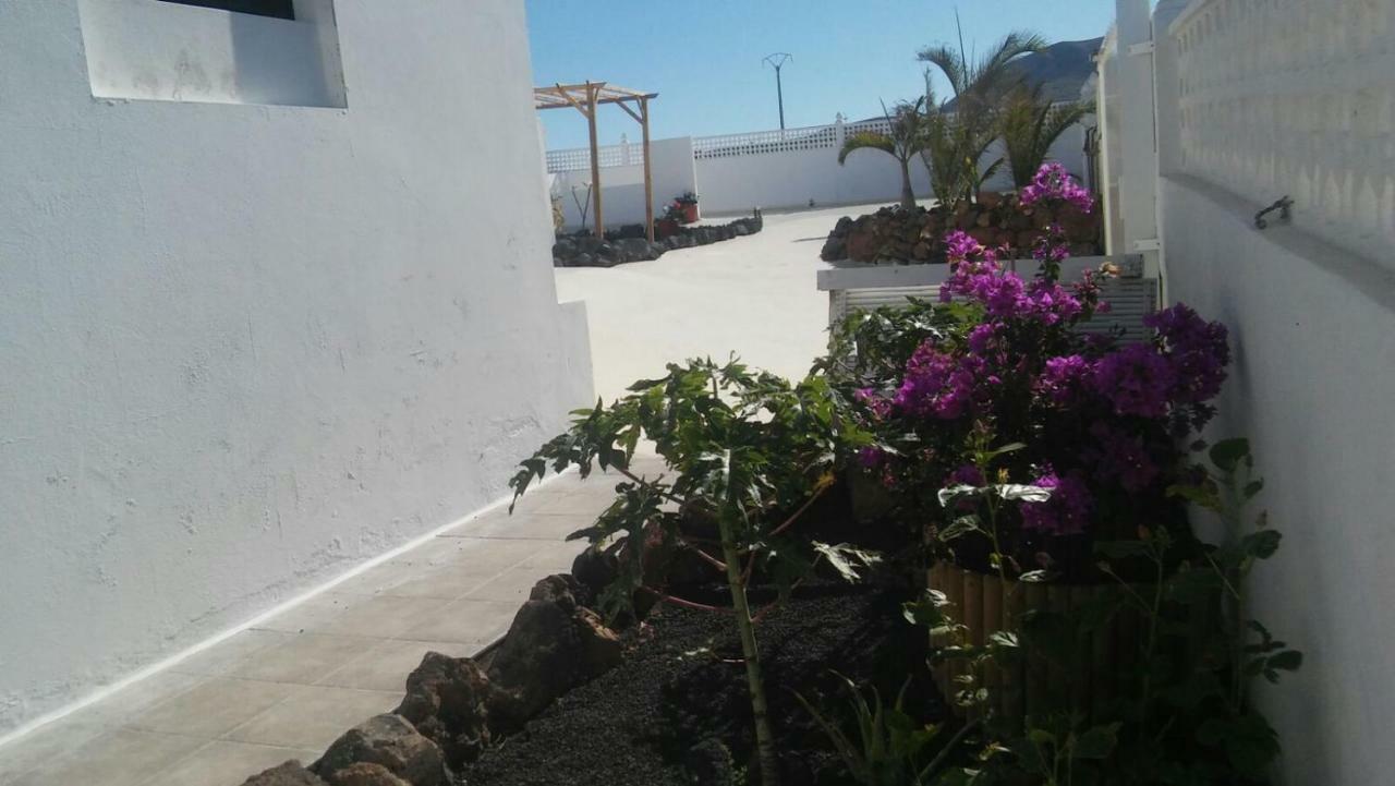 Appartement Alma En El Mar à Tinajo Extérieur photo